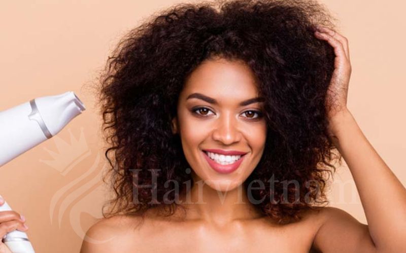 How to Style a Natural Afro Hairstyle