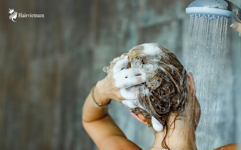 How to Wash Hair Properly?