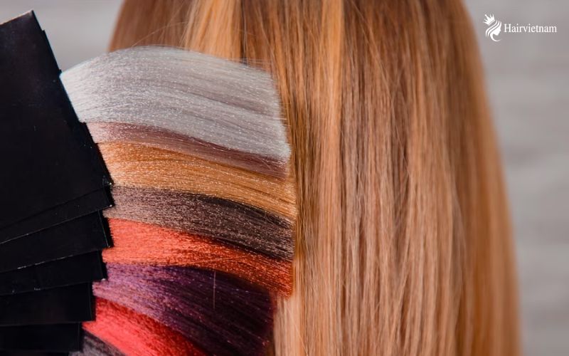 Can I immediately dye my hair after bleaching?