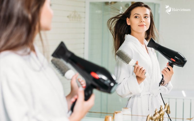  Mistakes to Avoid When Blow Drying